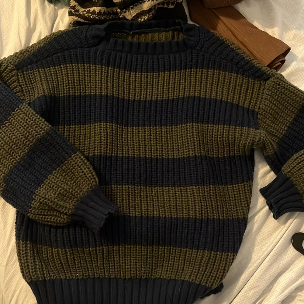 Oversized chunky cable knit striped sweater